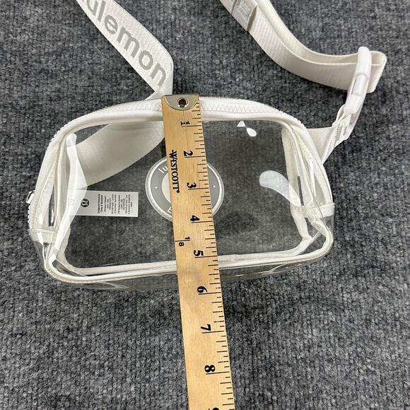 Lululemon Everywhere Belt Bag 1L Clear White Trim Stadium Event Casual Comfy - Picture 11 of 13
